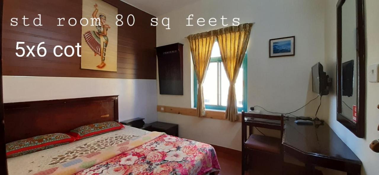Greenview Holiday Inn Мунар Екстериор снимка